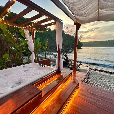 Beachfront Luxury Dome Villas - Gamat Bay Resort Нуса-Пеніда Екстер'єр фото